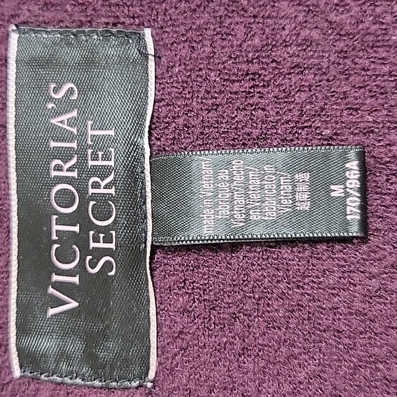 Victoria Secret Pull Over Maroon Sweatshirt - Picture 6 of 11